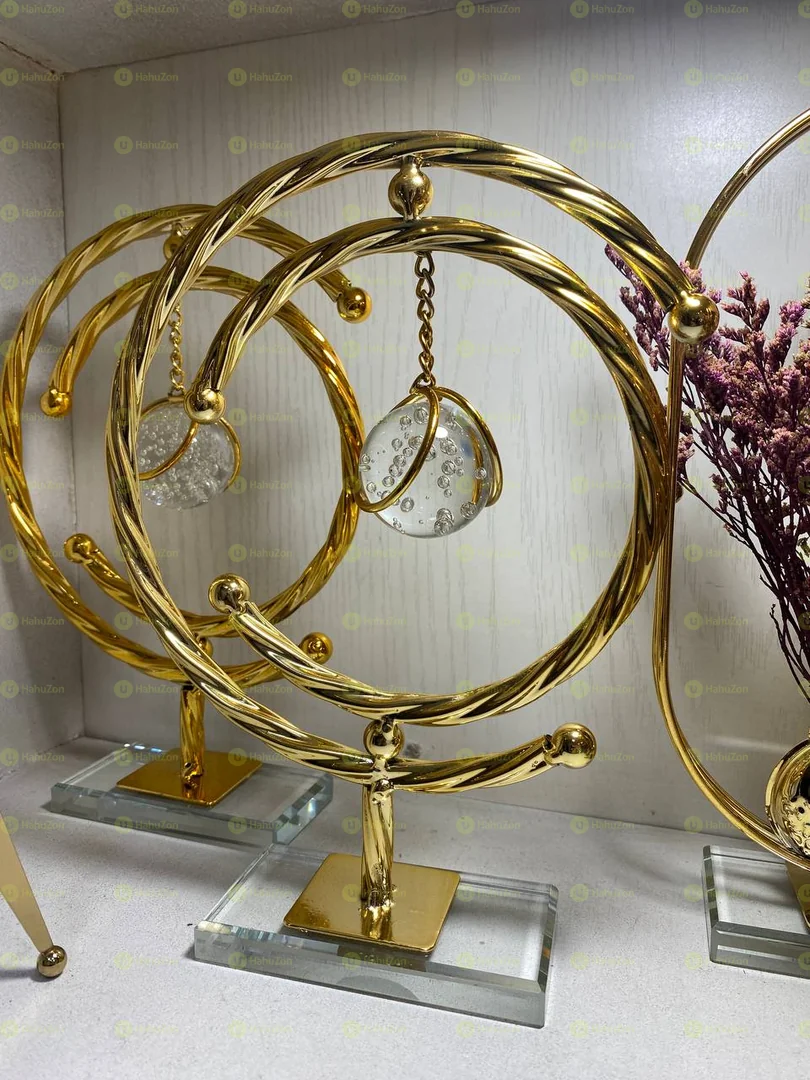 Golden stand Crystal