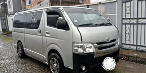 2006 Model-Toyota Hiace Abadula