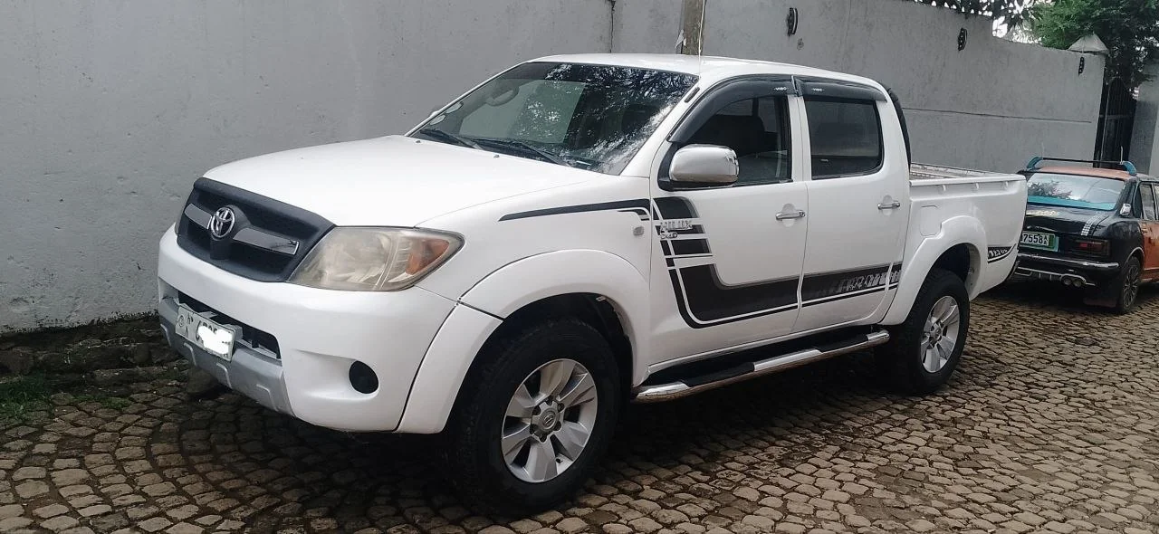 2025 Model-Toyota Hilux Double -Cab