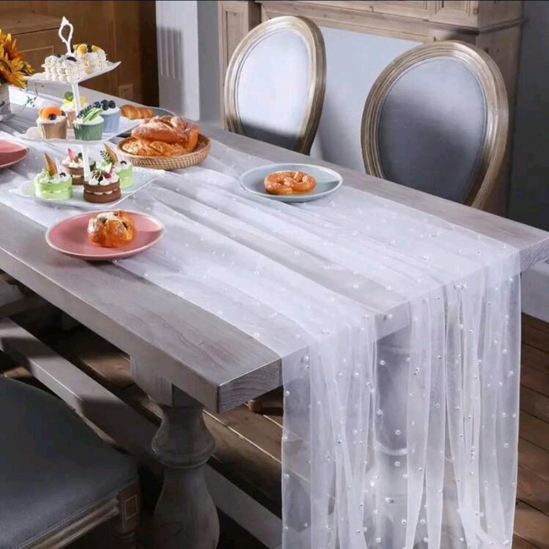 Pearl Decor Table Runner For Occasion