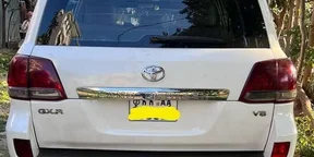 2012 Model-Toyota Land Cruiser V8 -GX