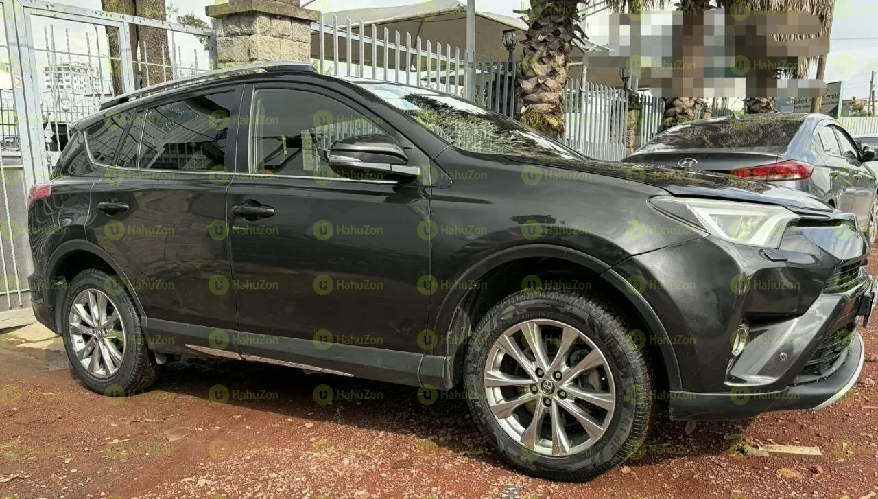 2017 Model-Toyota Rav4