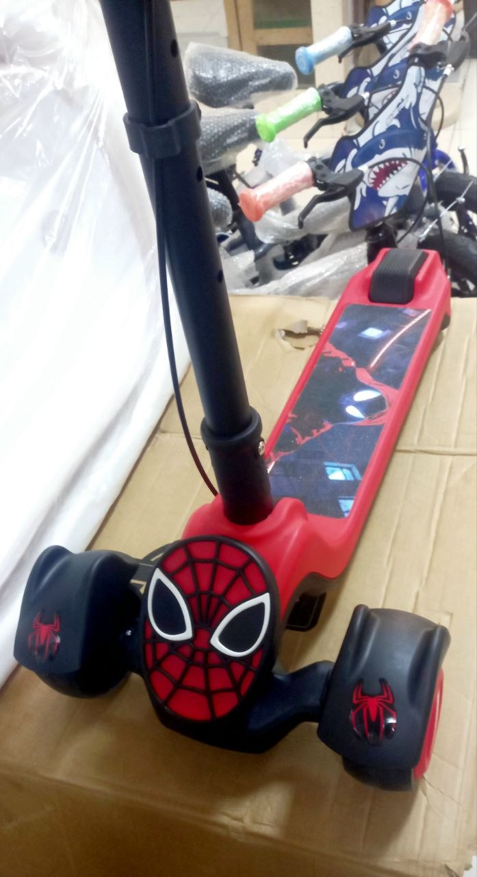 Baby High Quality Spiderman Scooter