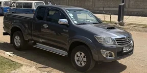 2012 Model-Toyota Hilux