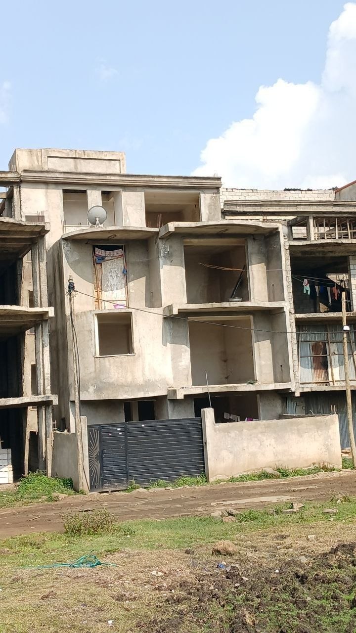 150 ካሬ የሚሸጥ G+3 በአያት