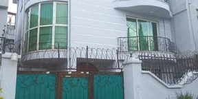 175 ካሬ የሚሸጥ G+2 በሰሚት