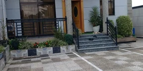 300 ካሬ የሚሸጥ G+2 ቤት በአያት