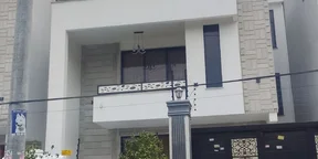 250 ካሬ የሚሸጥ G+2 ቤት በሰሚት ፍየል ቤት