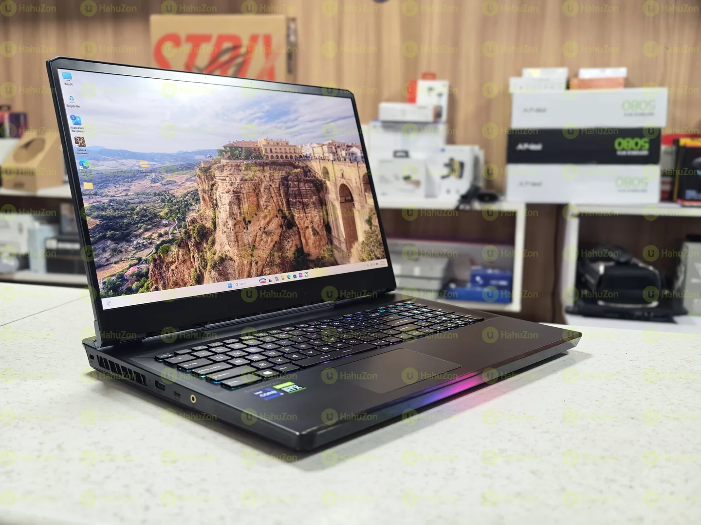 MSI RAIDER  GE76 Core i9 11980HK Laptop