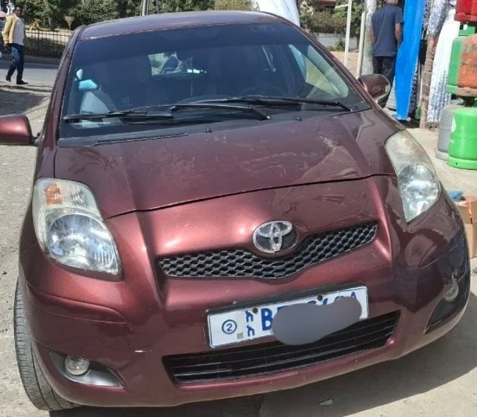 2010 Model-Yaris Compat