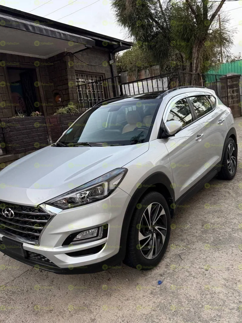 2020 Model-Hyundai Tucson