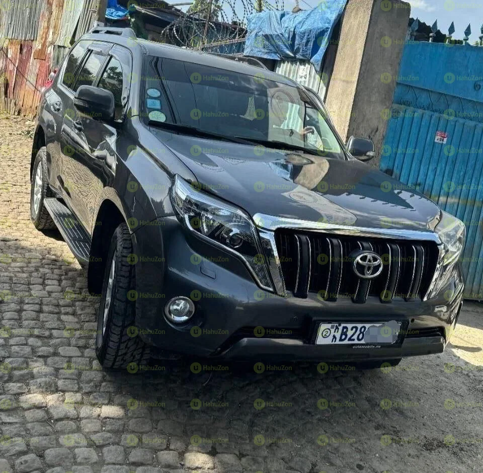 2014 Model-Toyota Land Cruiser Prado