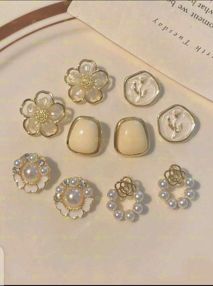 5pcs Vintage Pearl Hollow Heart Stud Earring