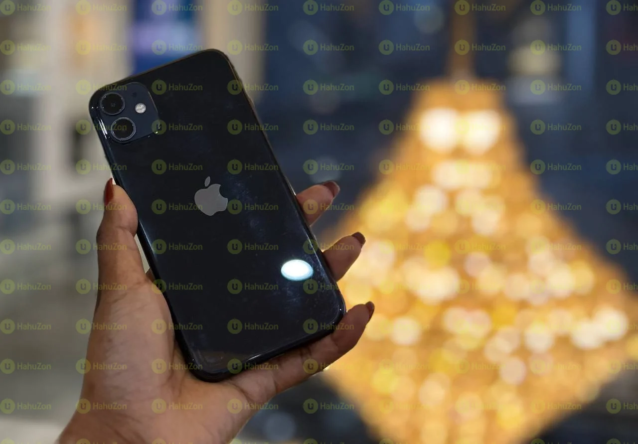 Apple iPhone 11