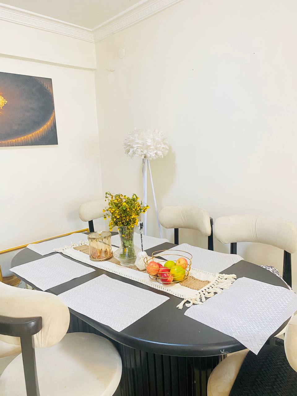 White 6 Piece Table Place Mat Set