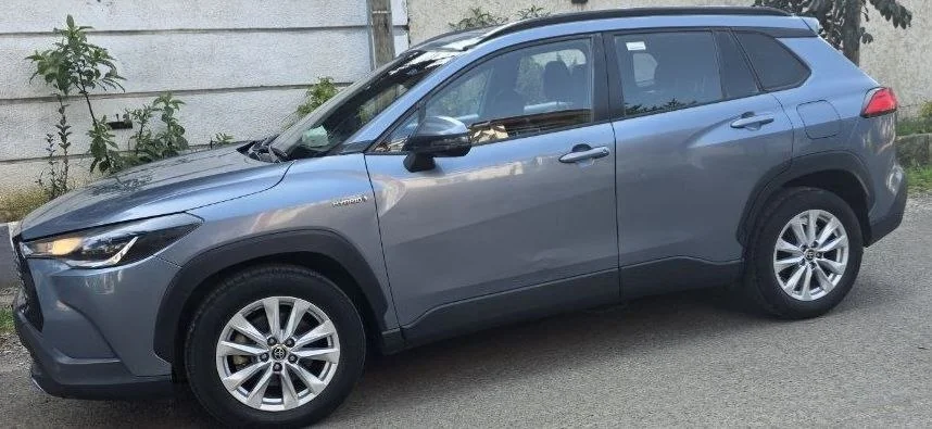 2021 Model-Corolla Cross Hybrid