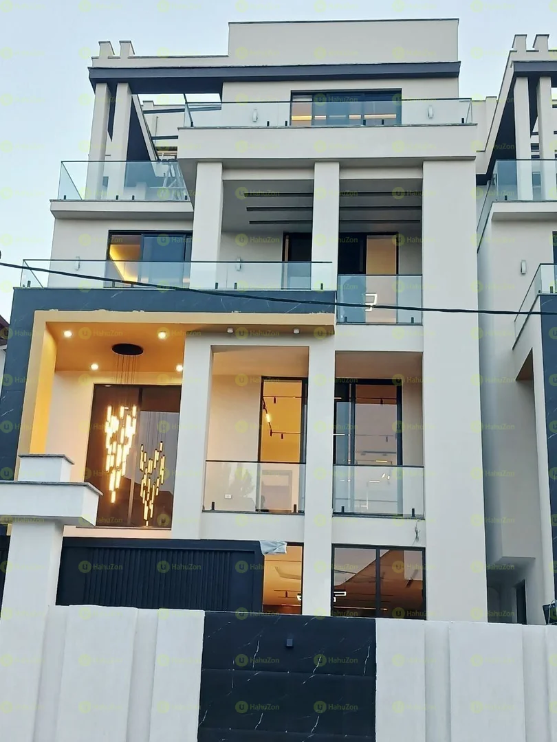 250 ካሬ የሚሸጥ G+3 ቤት በአያት