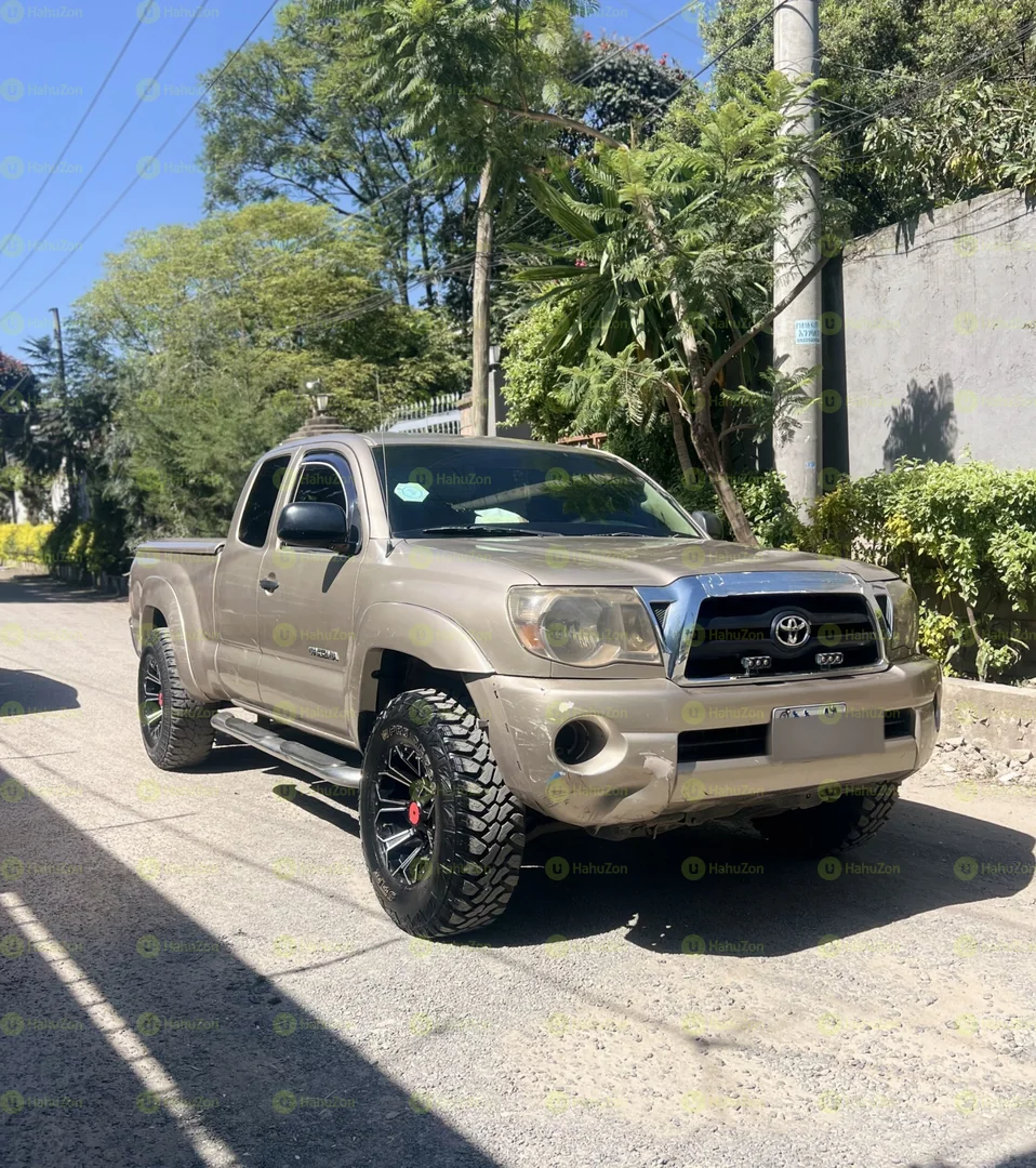 2025 Model-Toyota Tacoma Kincup