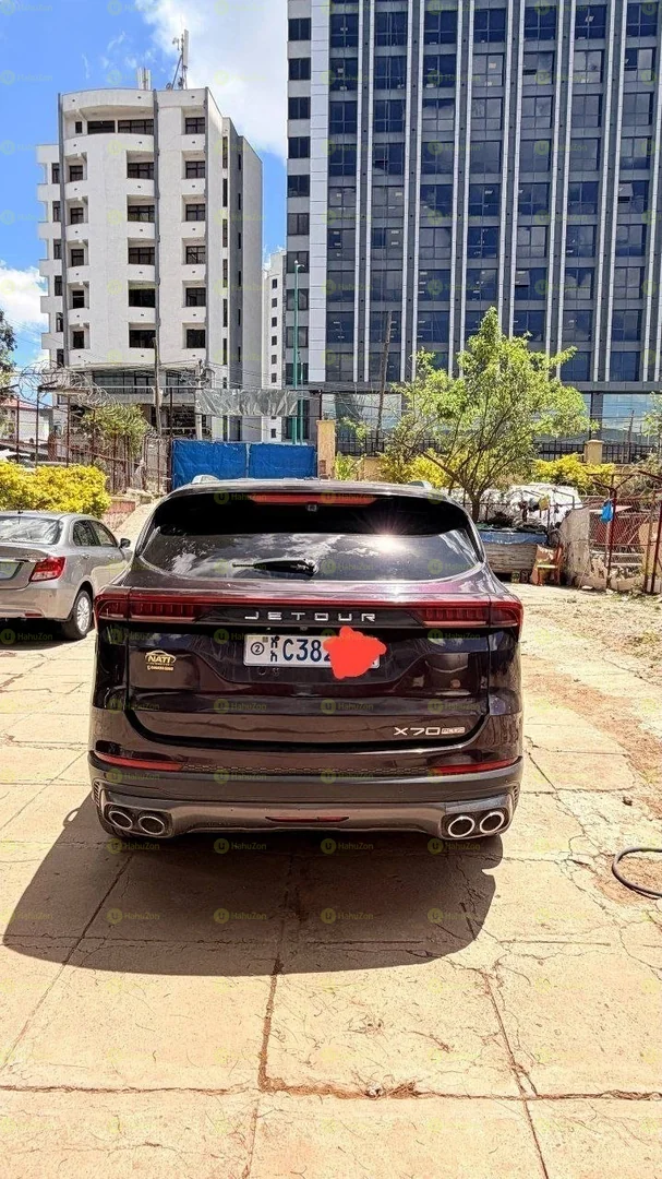 2025 Model-Chery Jetour x70+