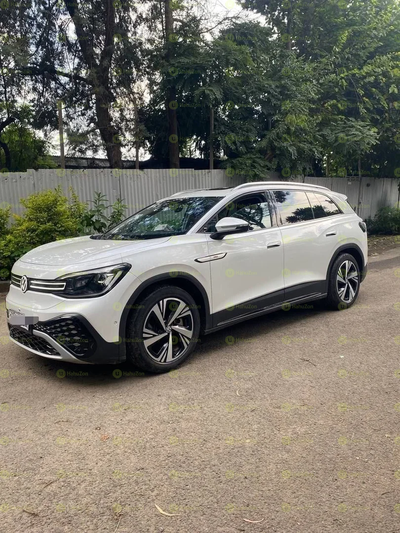 2022 Model- Volkswagen pro ID.6 Crozz