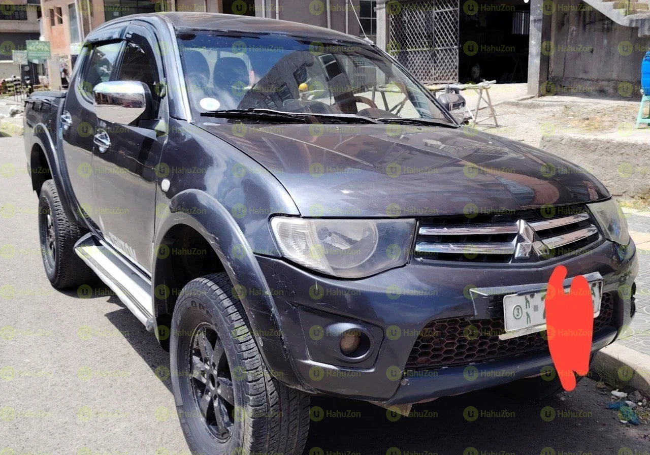 2011 Model-Mitsubishi Double DID l200