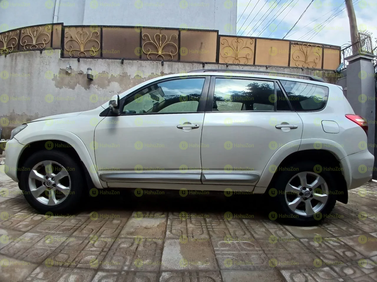 2008 Model-Toyota Rav4