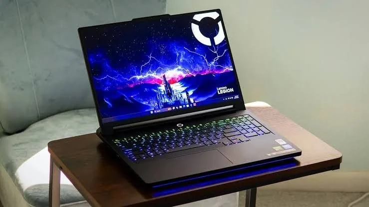 Legion Pro 7i Core™ Ultra 9 290HX Laptop