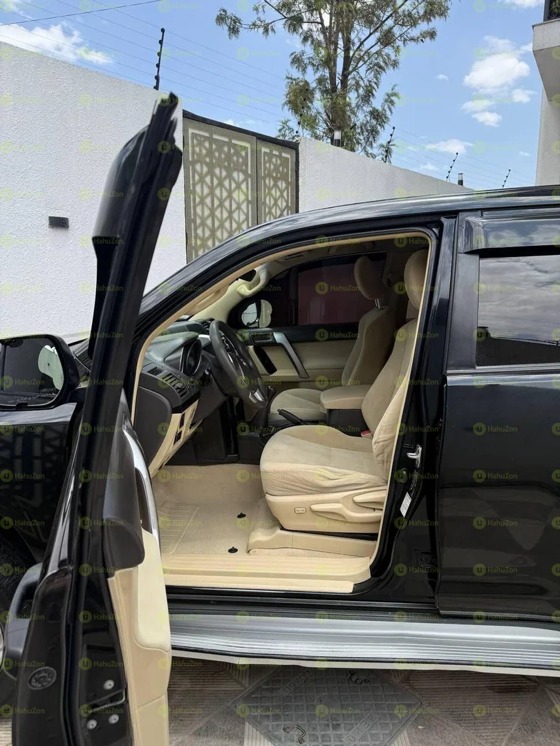 2015 Model-Toyota Landcruiser Prado