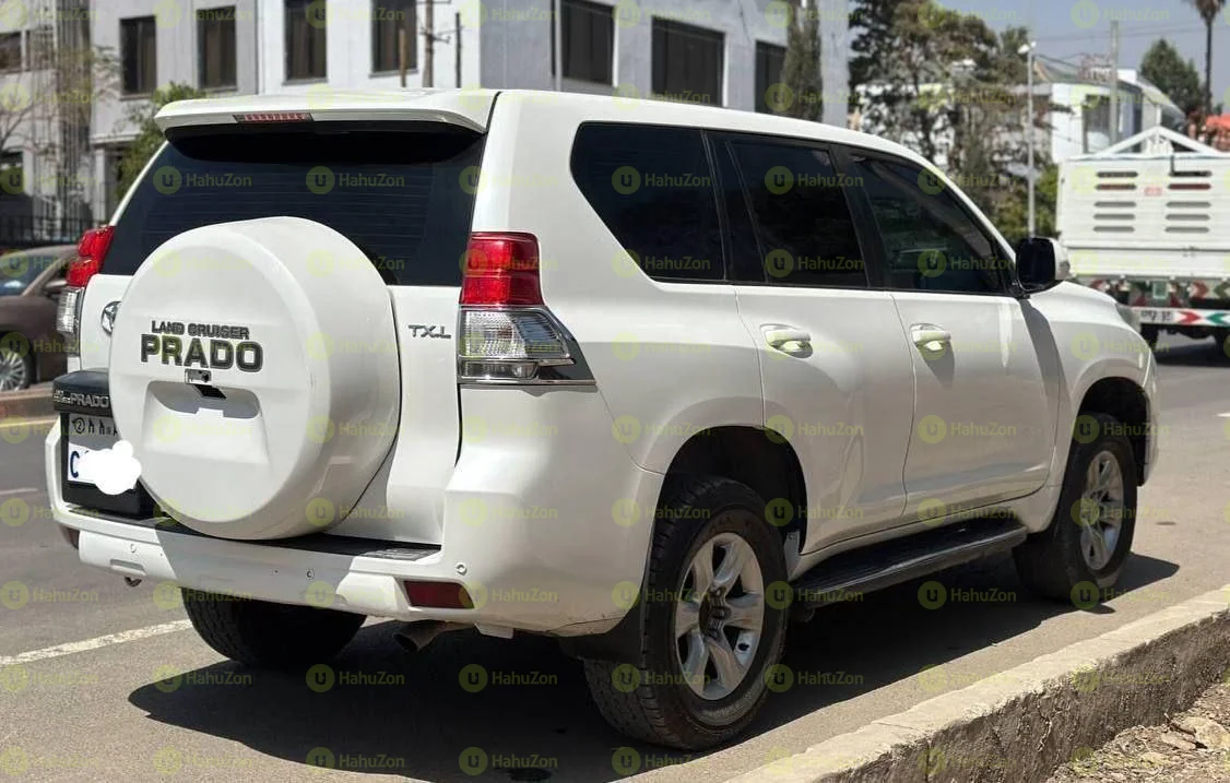 2012 Model-Toyota Land Cruiser Prado