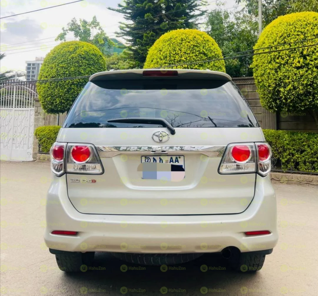 2012 Model-Toyota Fortuner