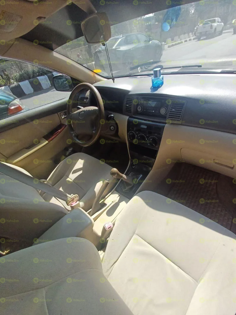 2005 Model-Toyota Corolla