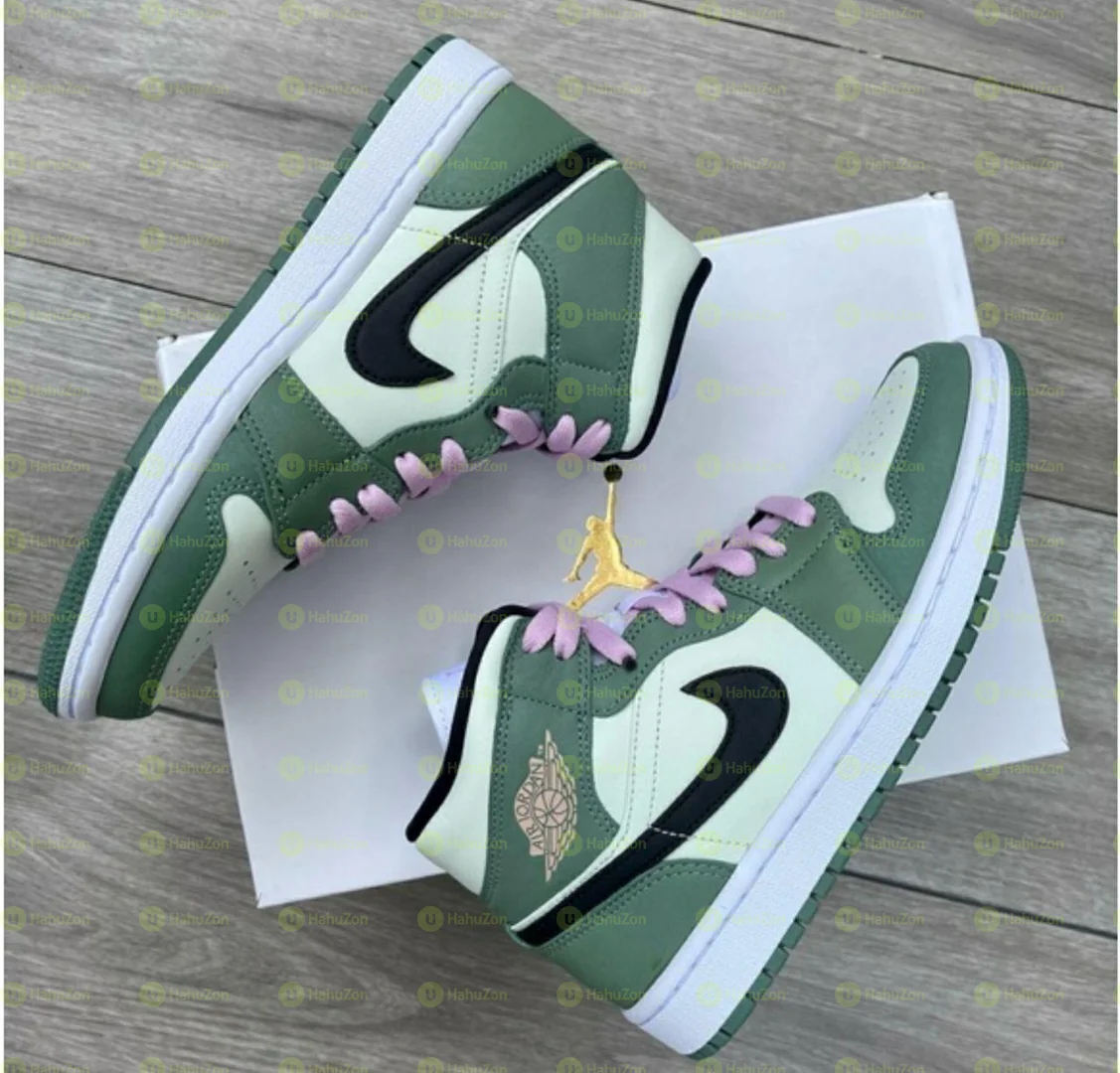 Air Jordan 1 Men’s Shoes