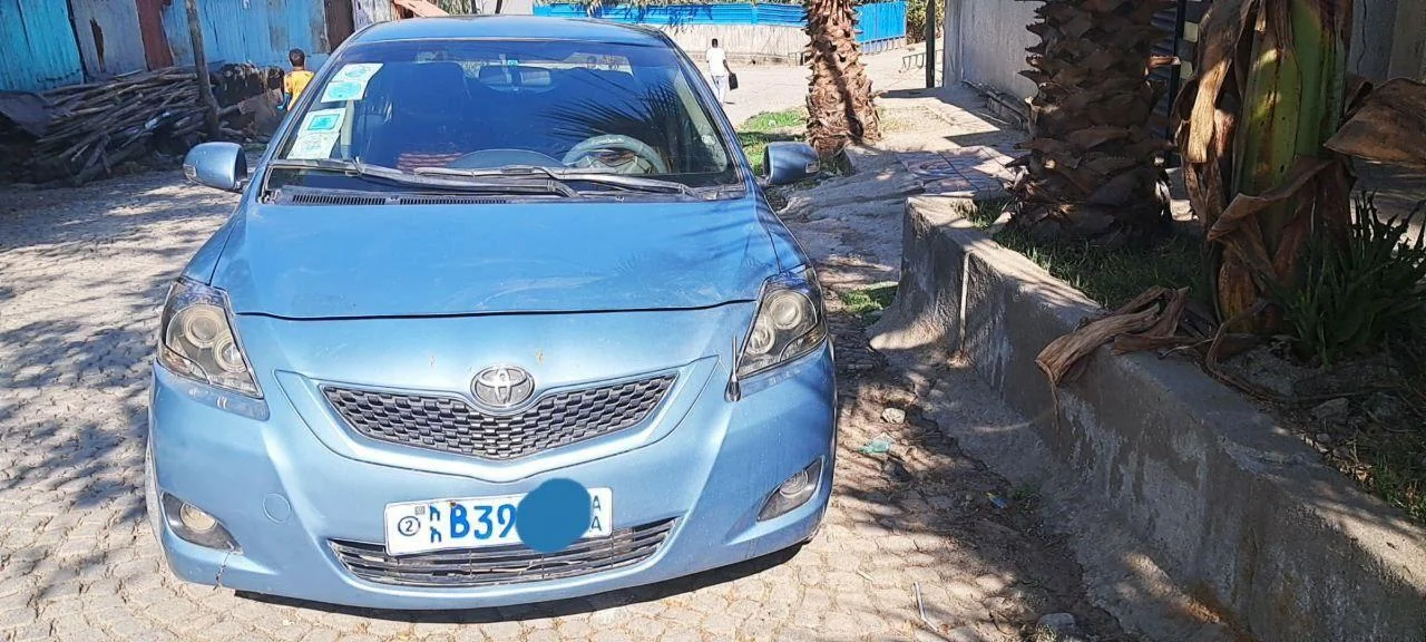 2010 Model-Toyota Yaris Belta