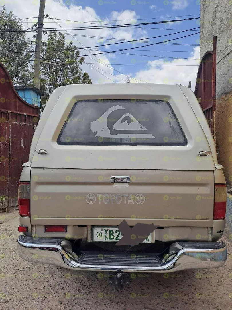 2004 Model-Toyota Hilux Hard Body