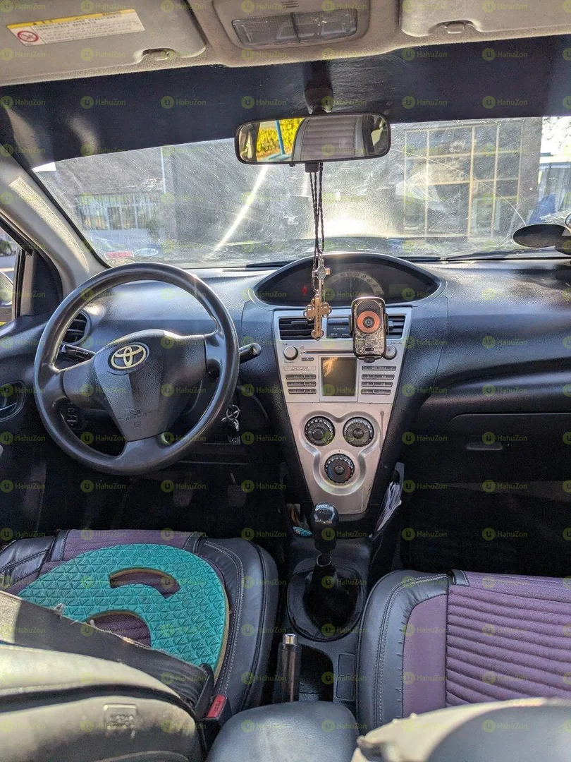 2006 Model-Toyota Yaris Sedan