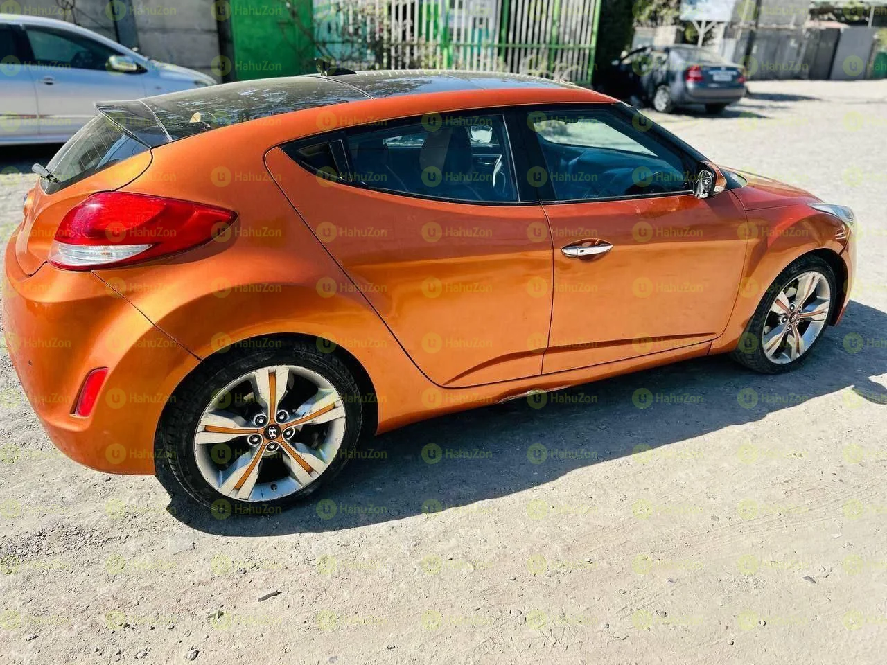 2012 Model-Hyundai Veloster