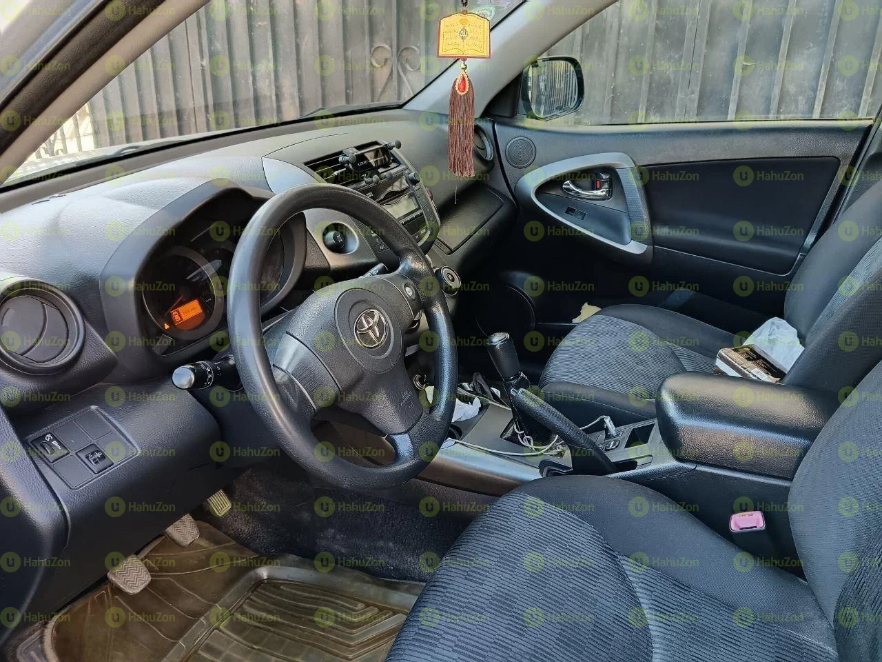 2010 Model-Toyota Rav4