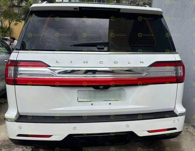 2022 Model-Lincoln Navigator