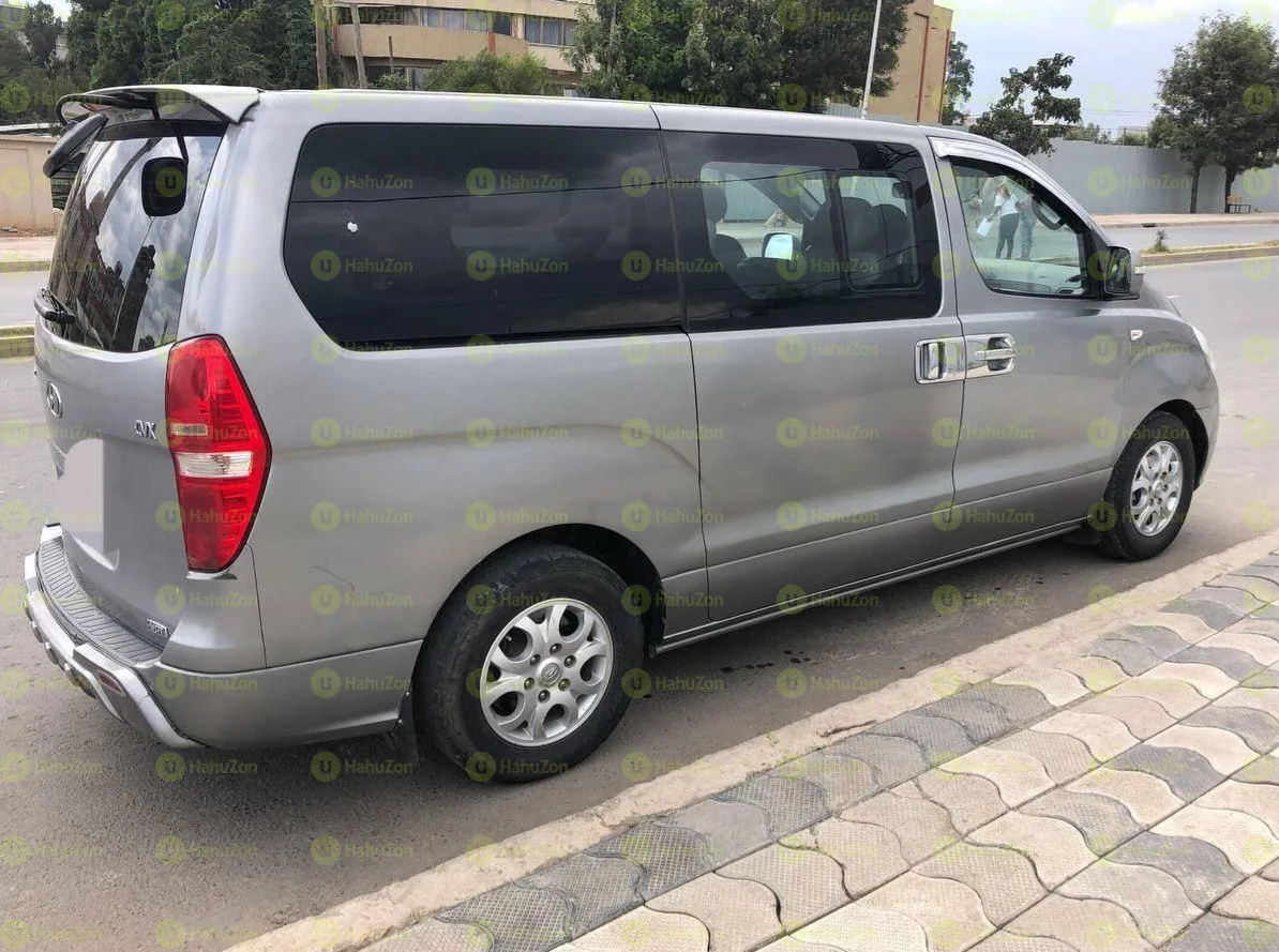 2014 Model-Hyundai Grand Starex