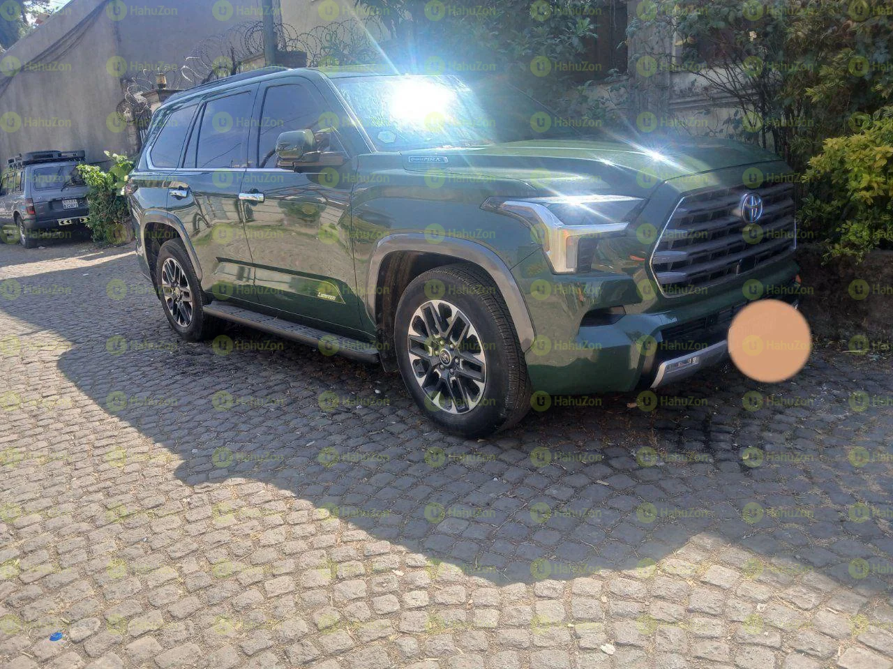 2023 Model-Toyota Sequoia Haybrid