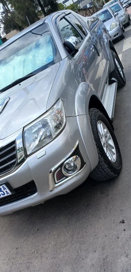 2015 Model-Toyota Extra Cap