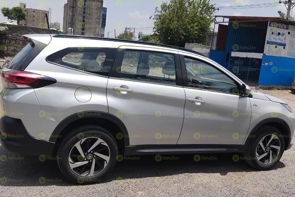 2021 Model-Toyota Rush G