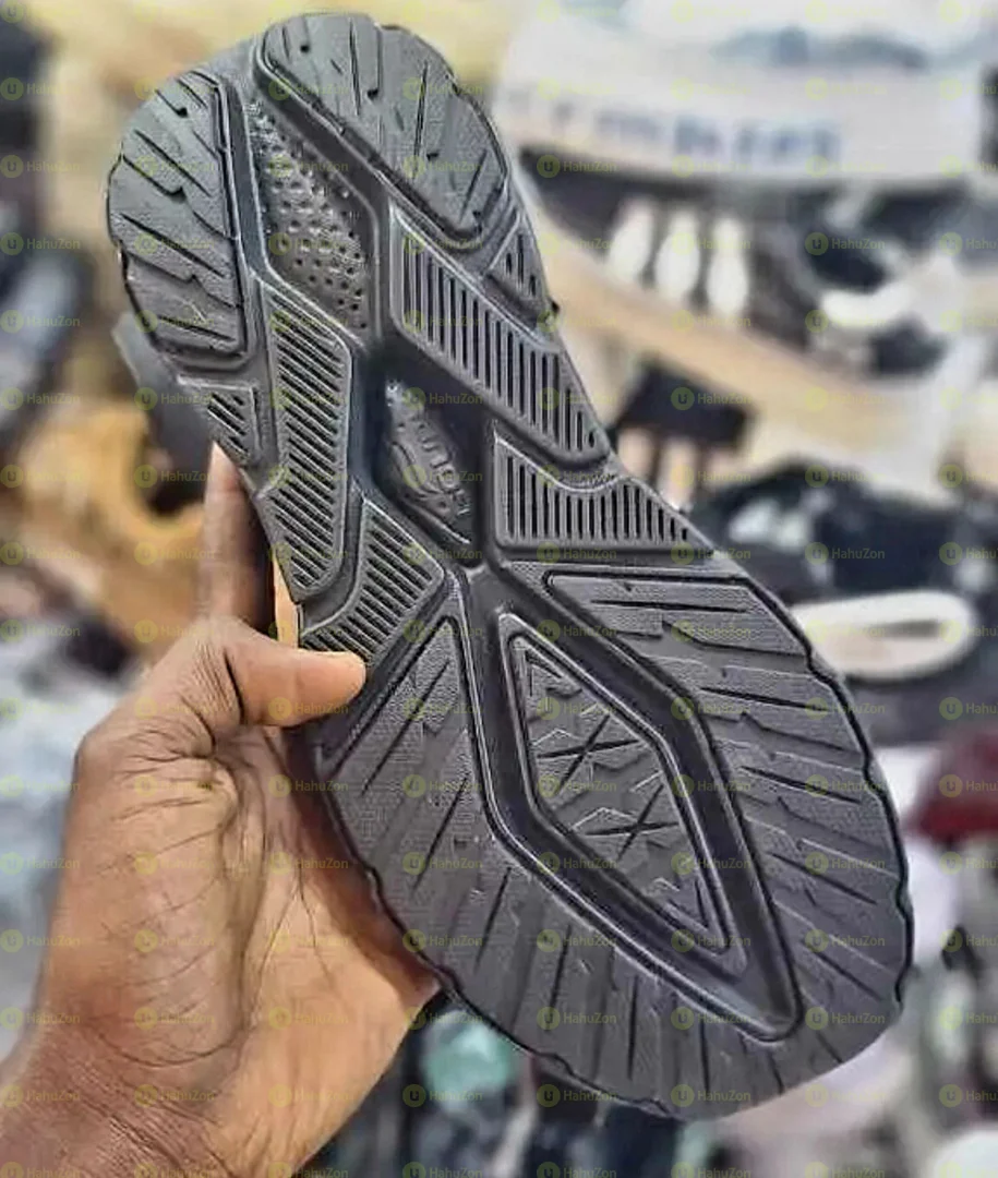 Goupu Men’s Shoes