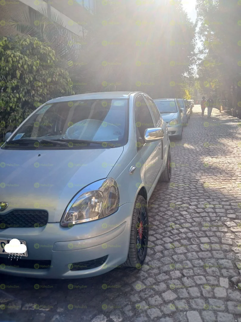 2004 Model-Toyota Vitz