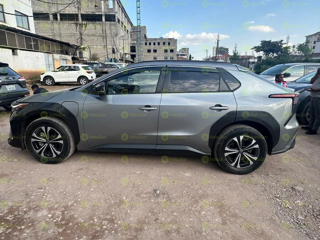 2023 Model-Toyota BZ4X (4WD)