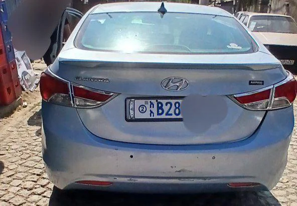 2012 Model-Hyundai Elantra