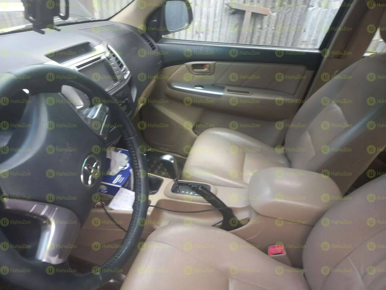 2014 Model-Toyota Hilux Vigo