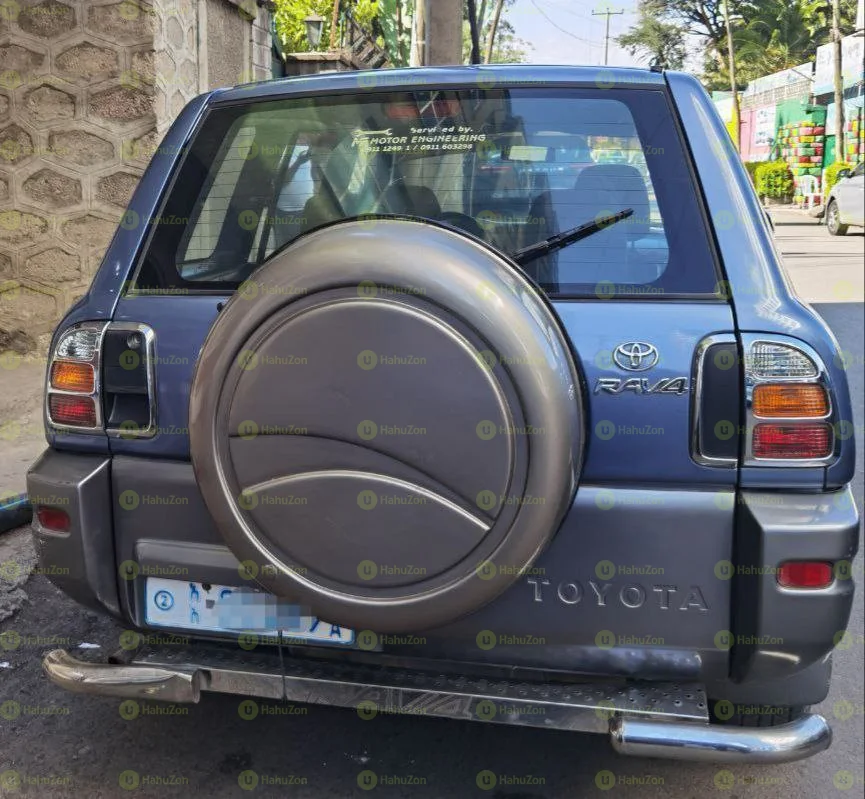 1998 Model-Toyota Rav4