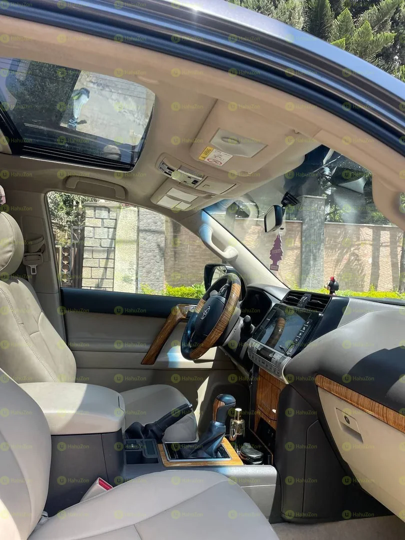 2023 Model-Toyota Landcruiser,Prado