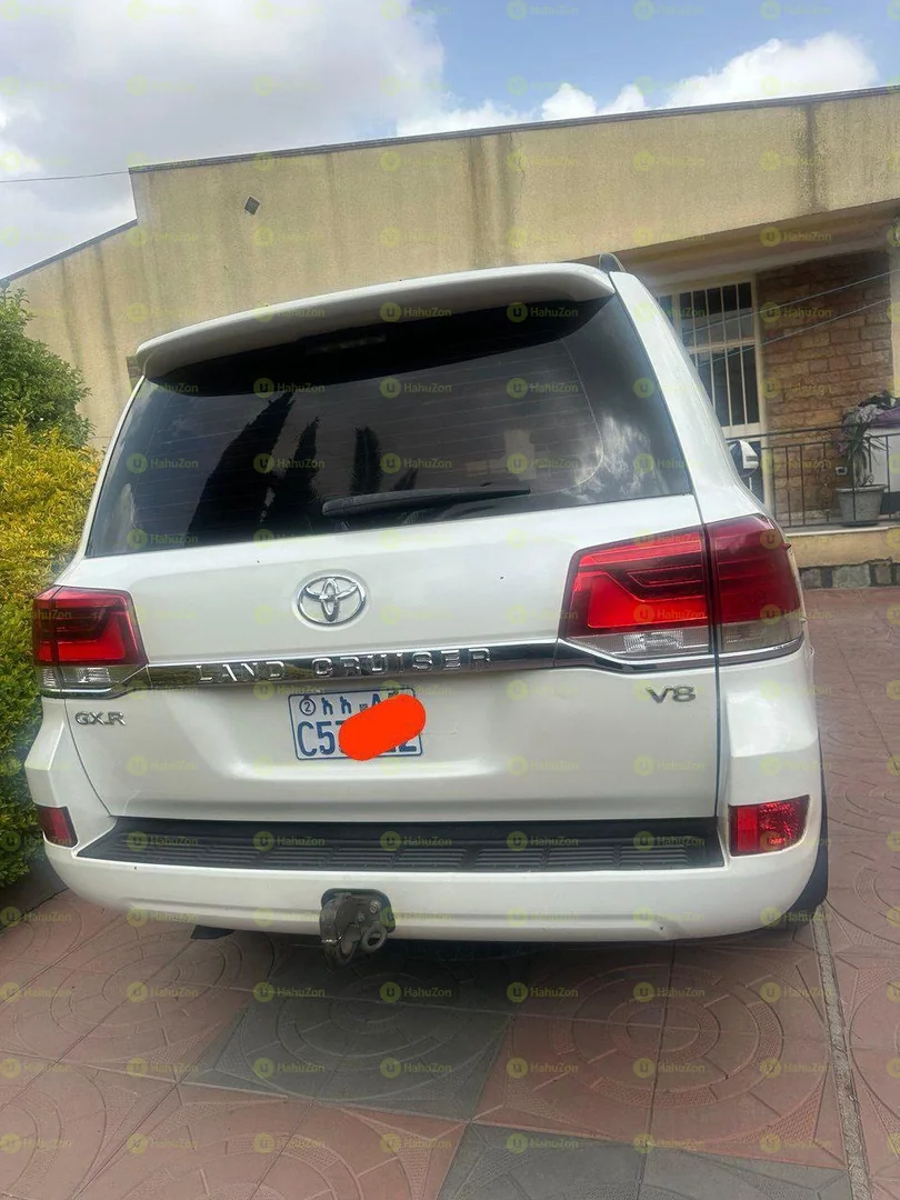 2019 Model-Toyota LandCruiser GXR